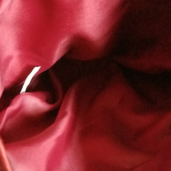 Maze Exclusive Women's Shoulder Bag color Red - Picture 4 of 5